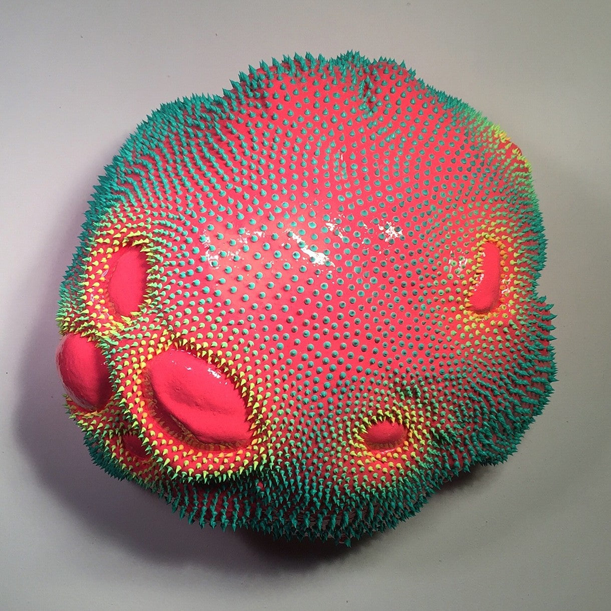 Looks So Reeal IT LOOKS SO REAL – Dan Lam